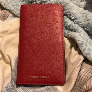 MK Bedford Legacy Travel Wallet